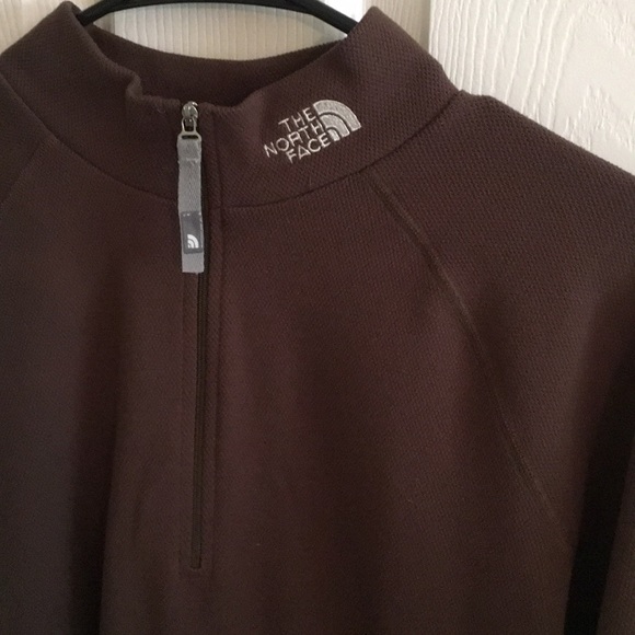 North Face half zip - Picture 3 of 3